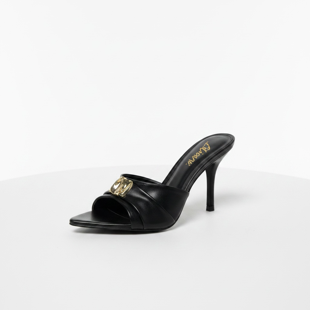 Zapatos Negros de Tacón Con Botón Dorado